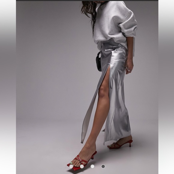 TOPSHOP DOUBLE SPLIT SILVER VINYL MAXI SKIRT - Picture 4 of 13